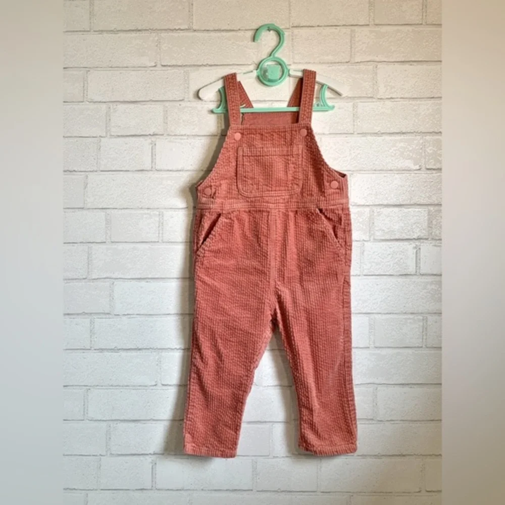 H&M Adorables Girls Kids Coral Pink Corduroy Overalls 18M